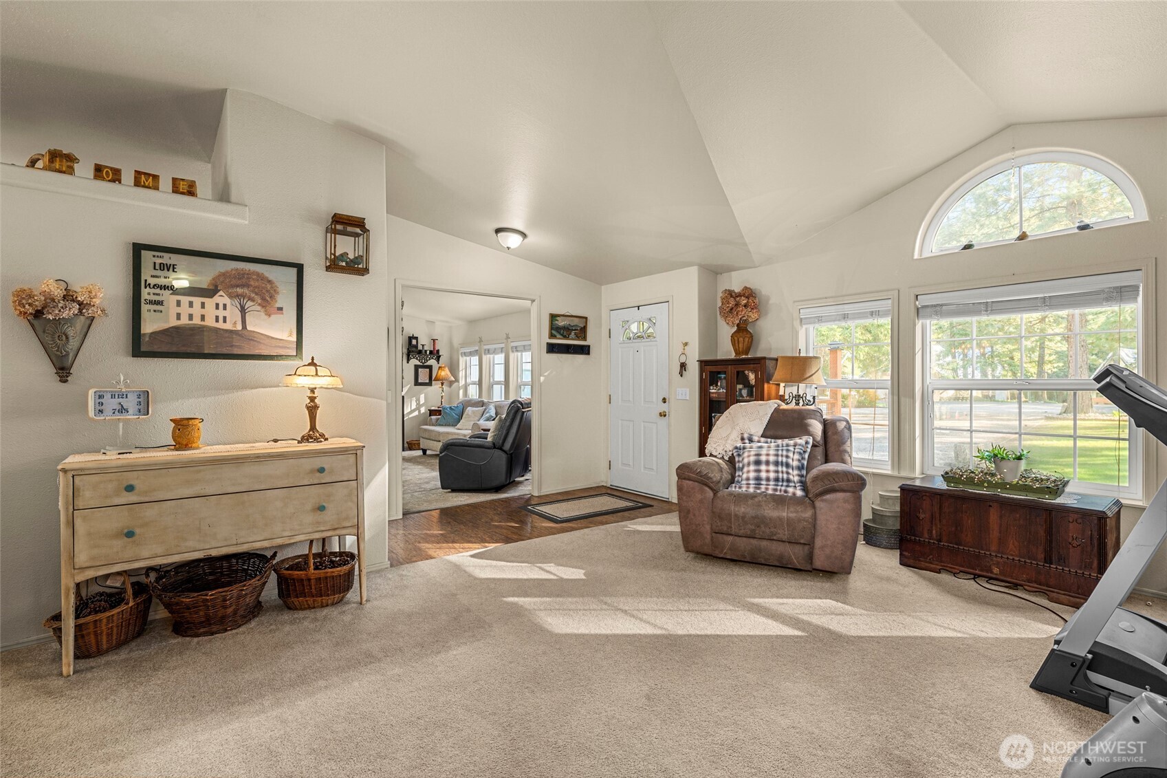 24502 Saddle Street , Leavenworth, WA 98826