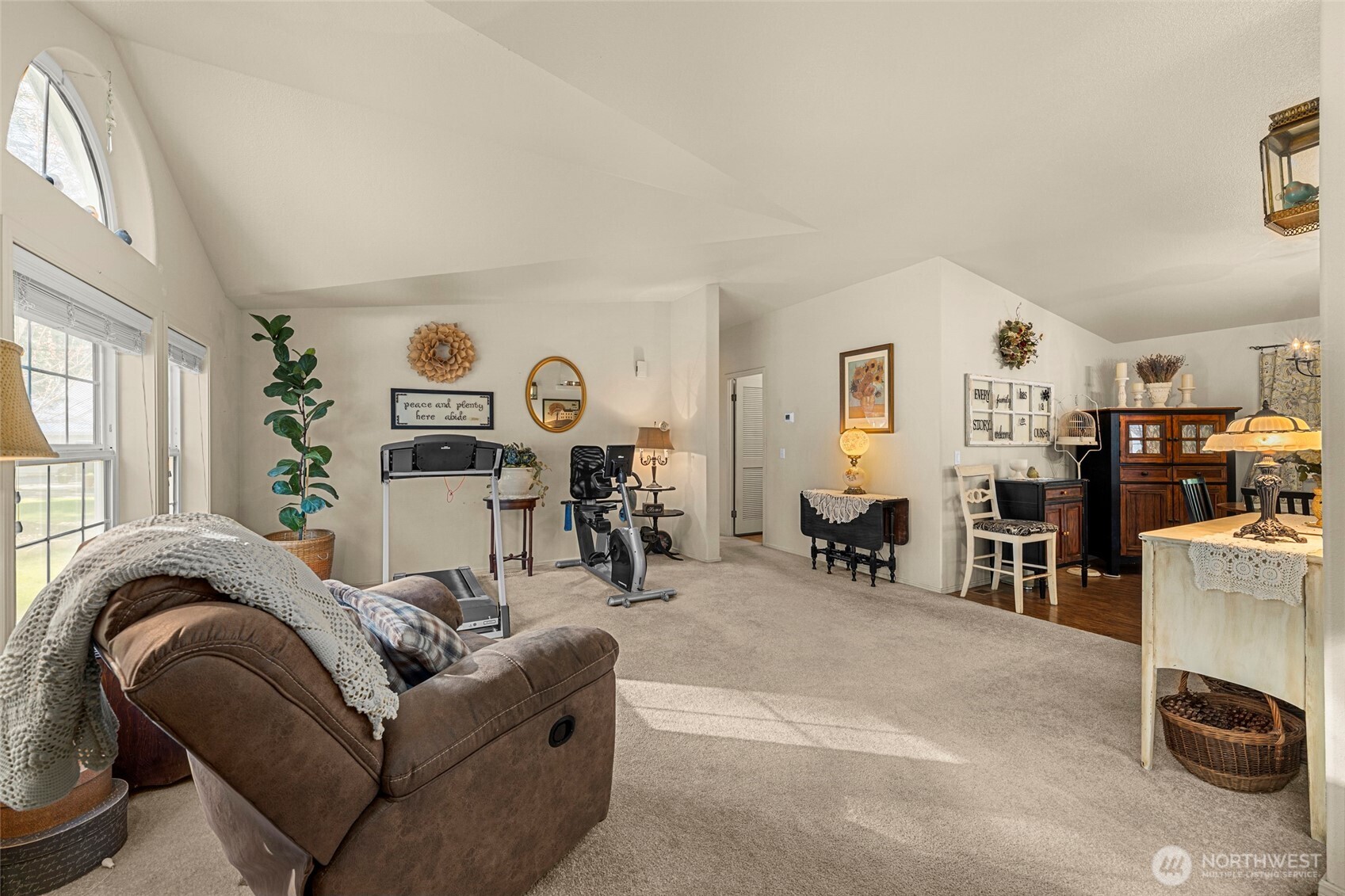 24502 Saddle Street , Leavenworth, WA 98826