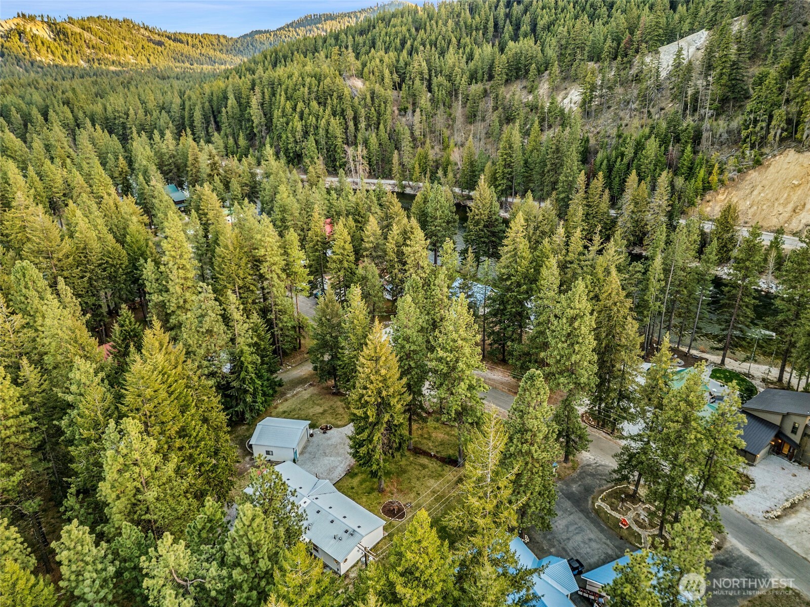 24502 Saddle Street , Leavenworth, WA 98826