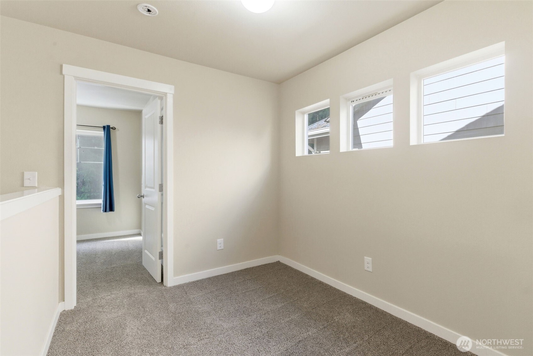 1569 NE Fontaine Way , Poulsbo, WA 98370