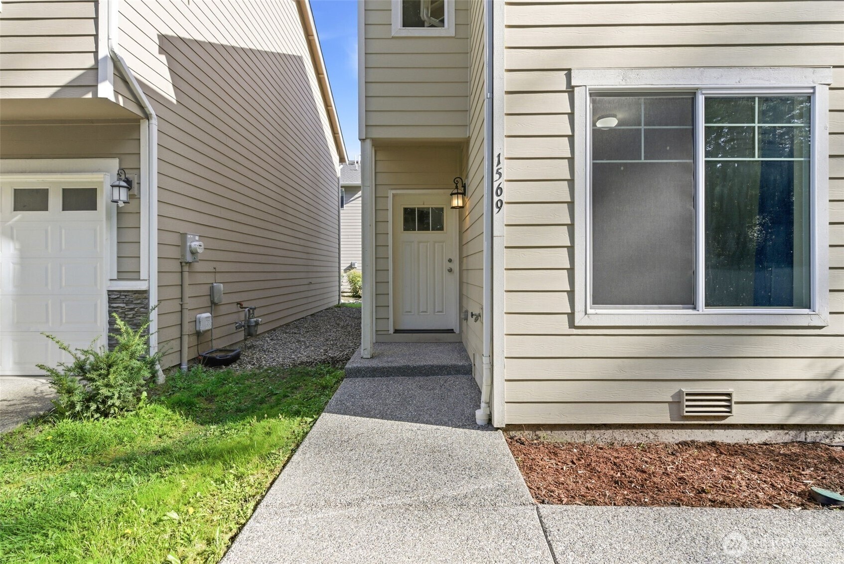 1569 NE Fontaine Way , Poulsbo, WA 98370