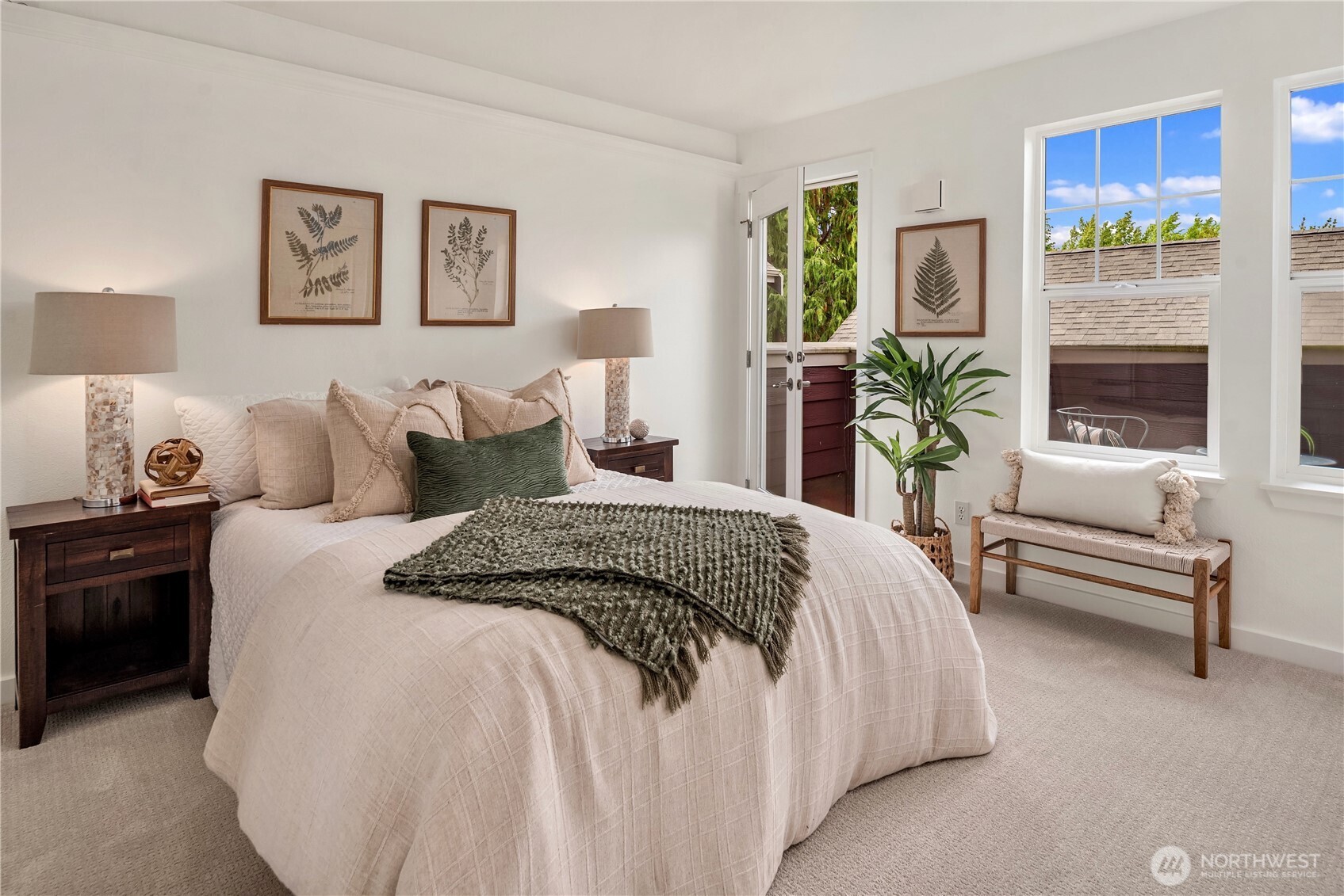 5430 California Avenue SW #2C, Seattle, WA 98136