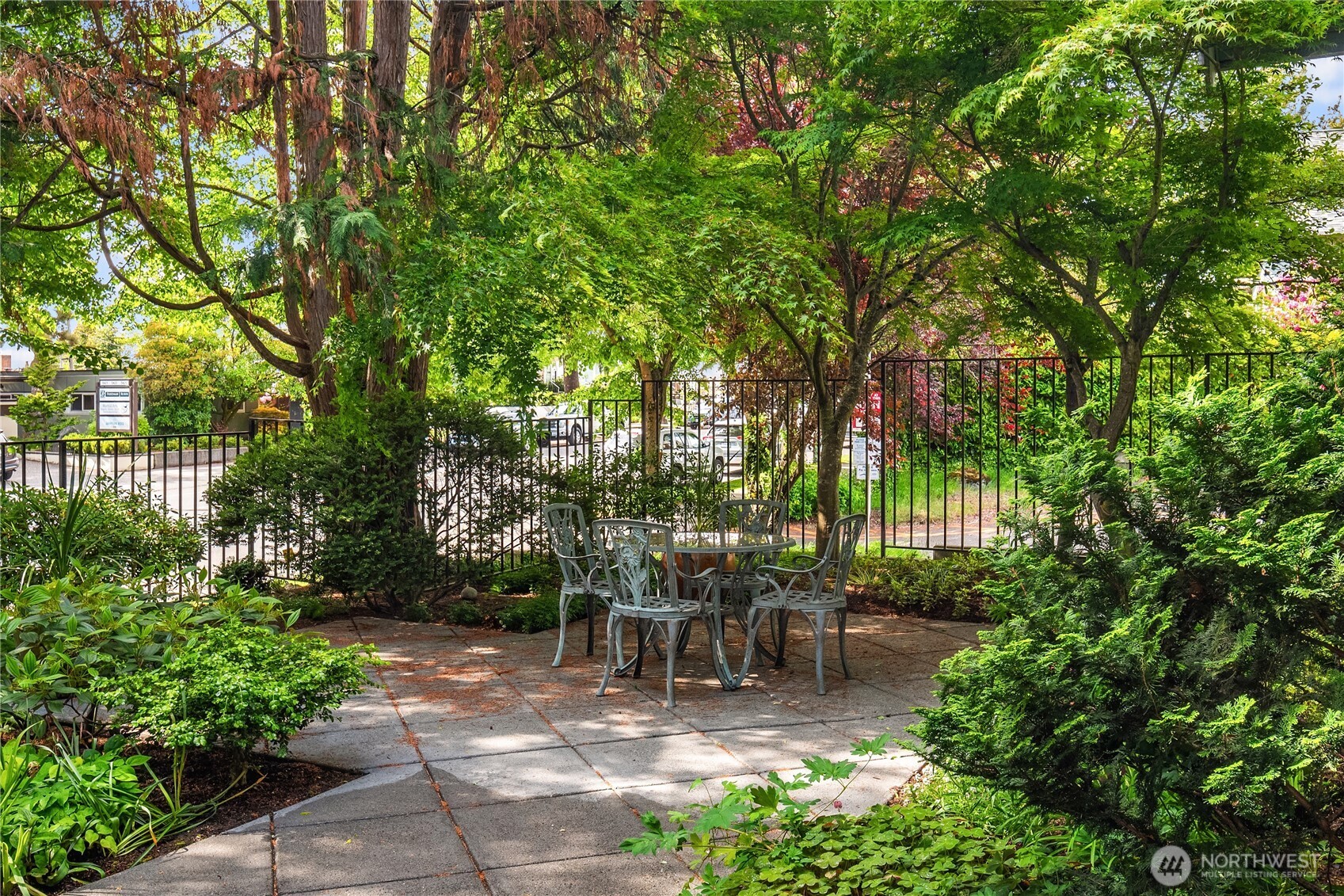 5430 California Avenue SW #2C, Seattle, WA 98136