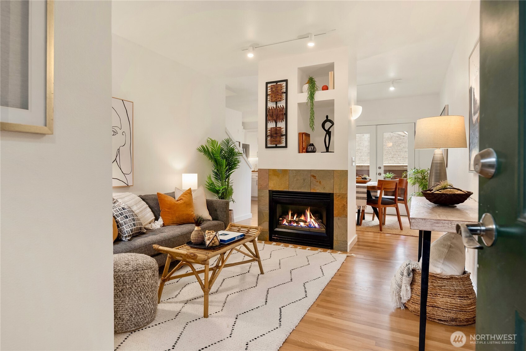 5430 California Avenue SW #2C, Seattle, WA 98136
