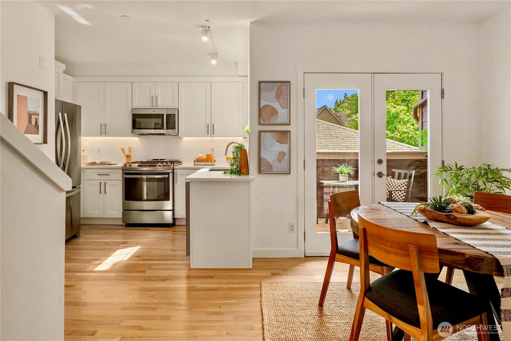 5430 California Avenue SW #2C, Seattle, WA 98136