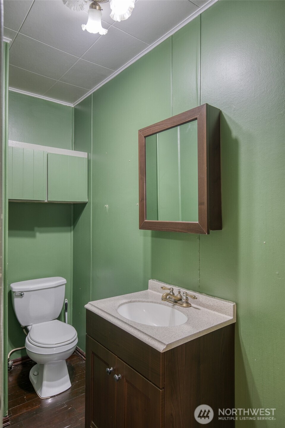 914 Wheeler Avenue , Hoquiam, WA 98550