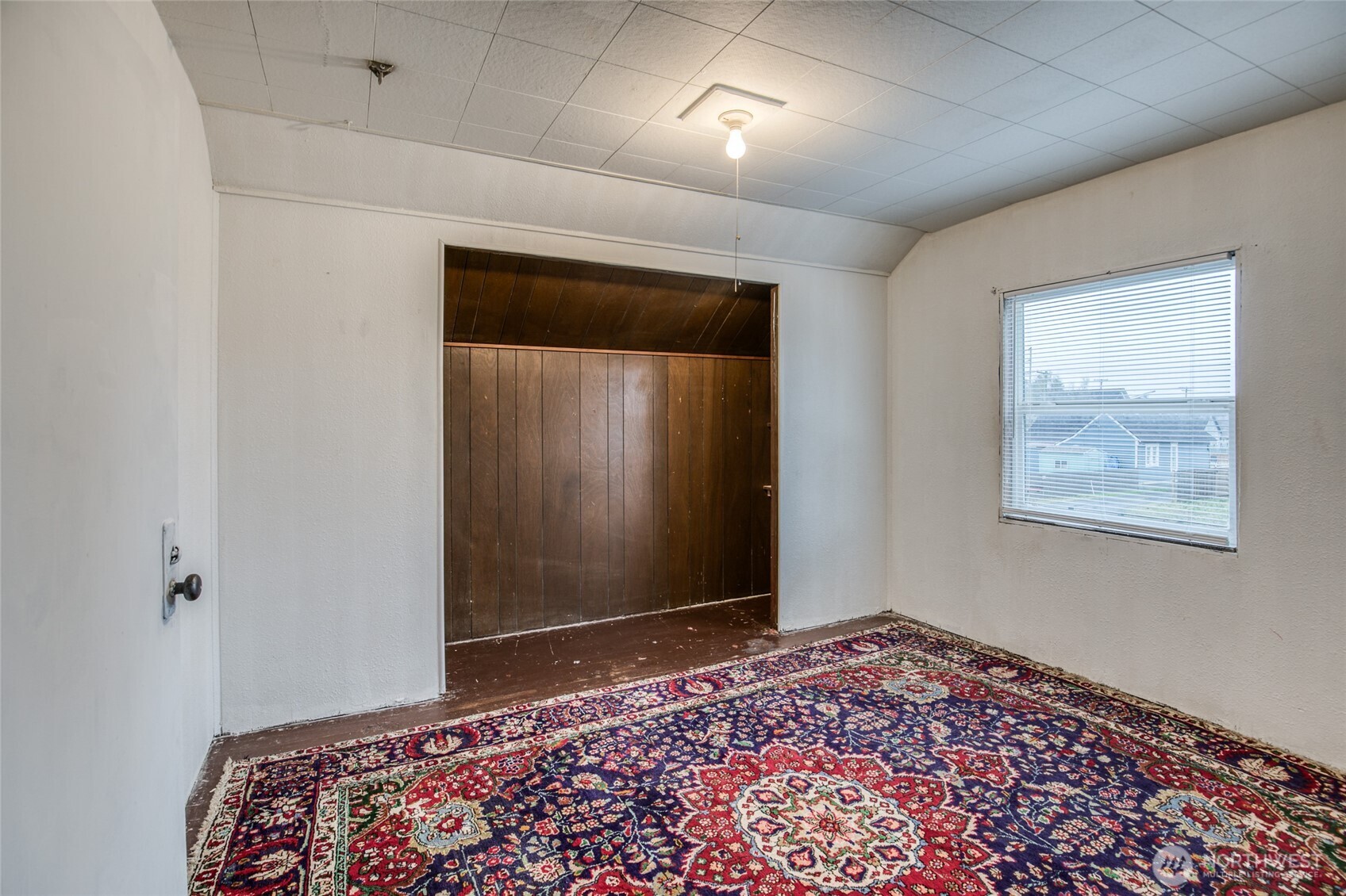 914 Wheeler Avenue , Hoquiam, WA 98550