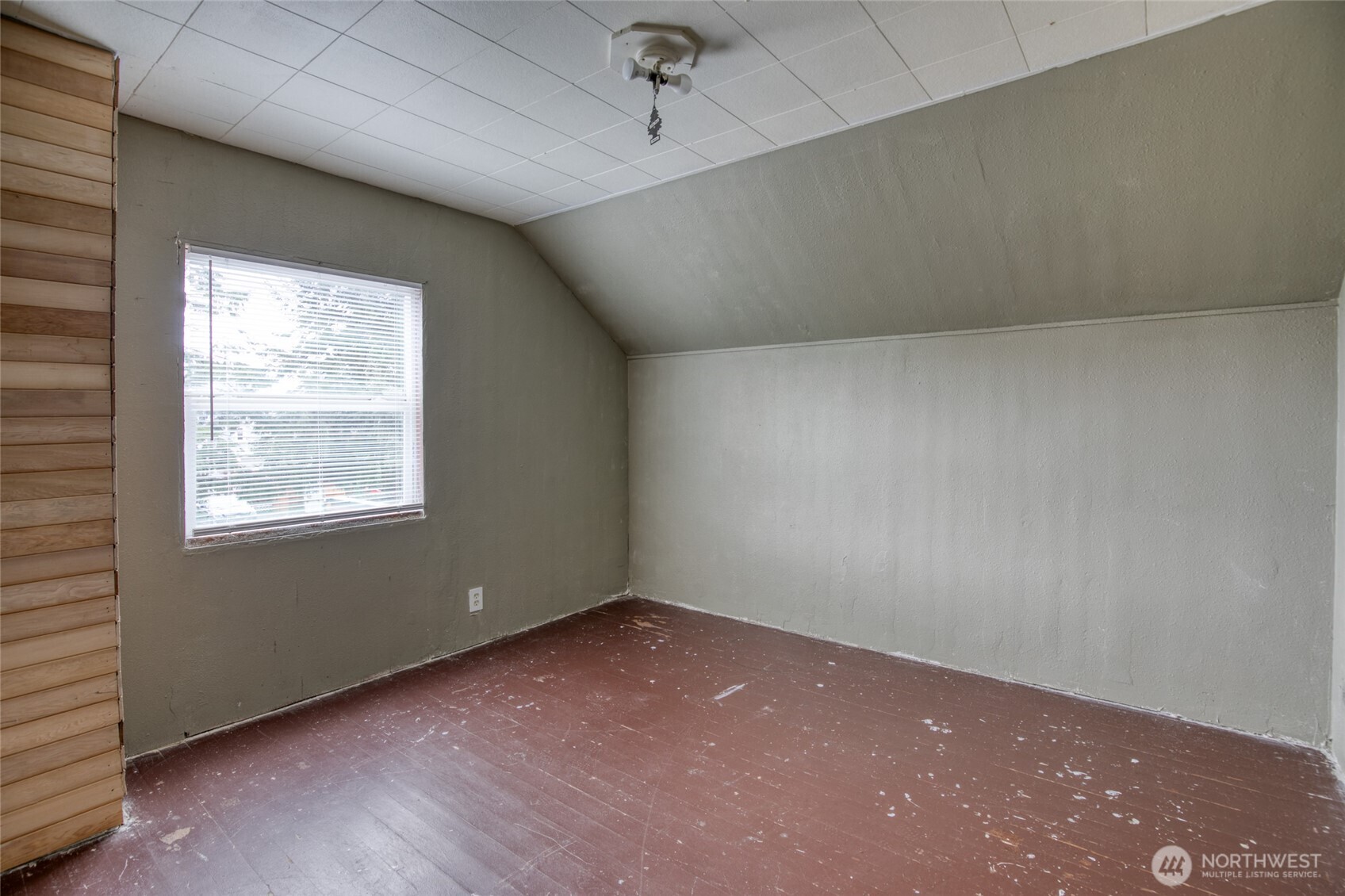 914 Wheeler Avenue , Hoquiam, WA 98550