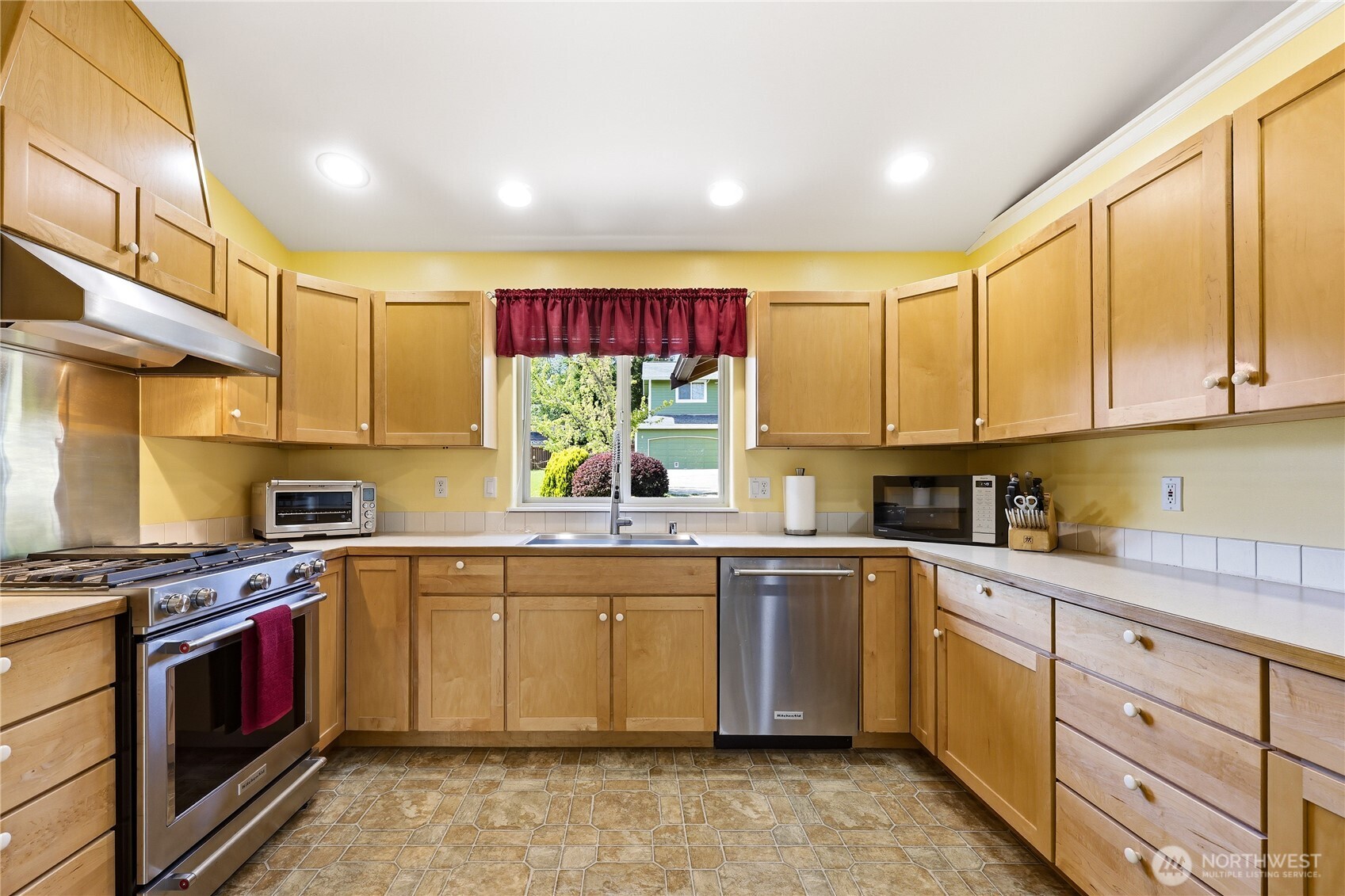162 N Andrew Avenue , Port Townsend, WA 98368