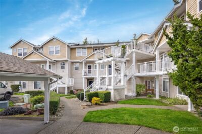 5400 Harbour Pointe Boulevard #E205, Mukilteo, WA 98275