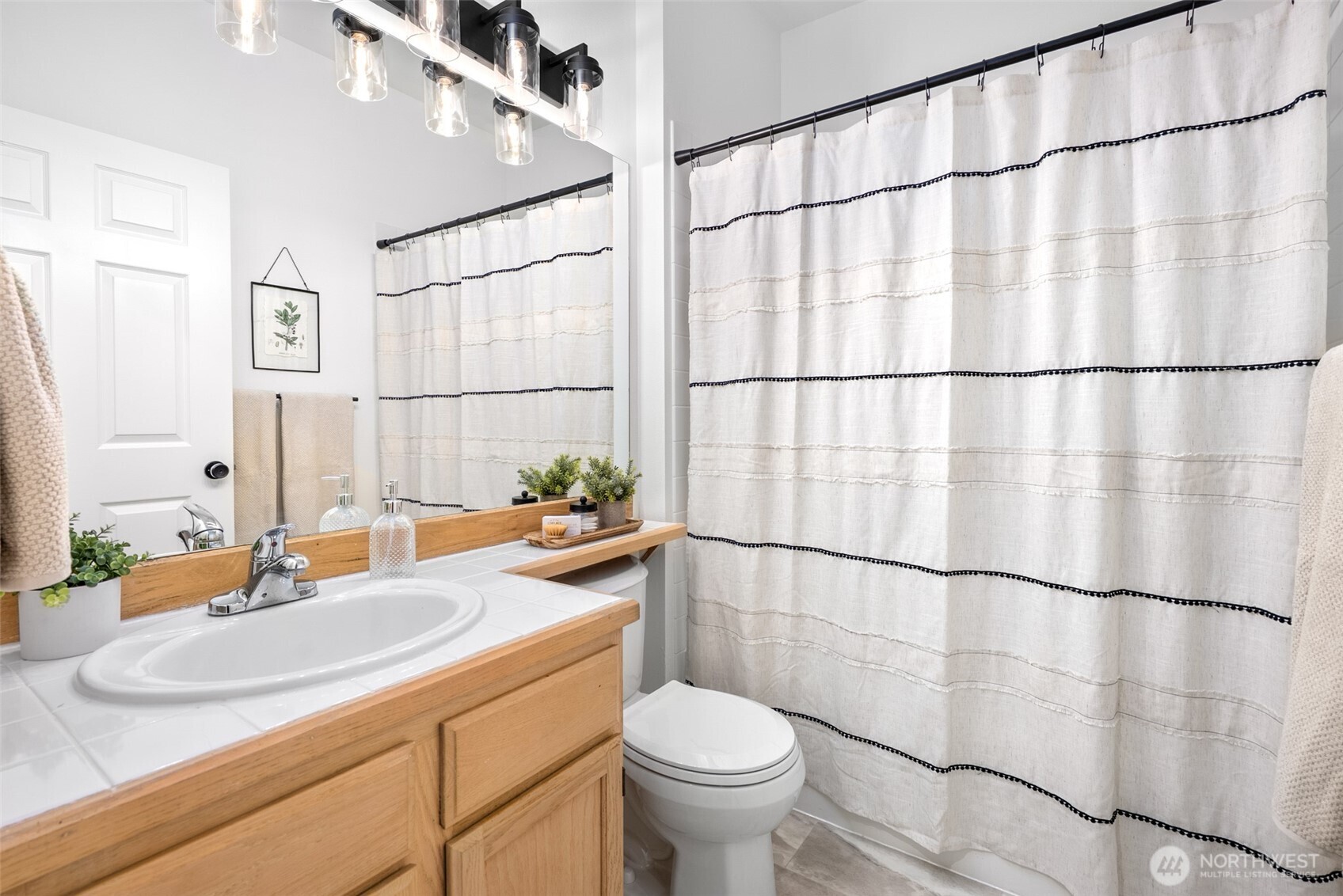 5400 Harbour Pointe Boulevard #E205, Mukilteo, WA 98275