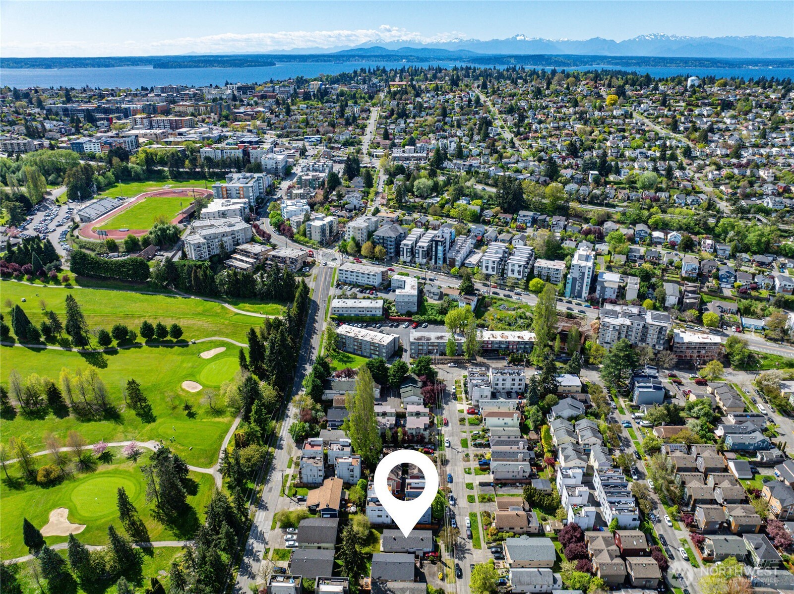 2827 SW Nevada Street , Seattle, WA 98126