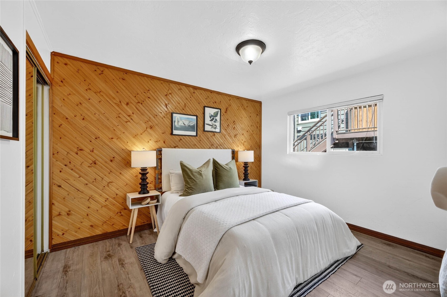2827 SW Nevada Street , Seattle, WA 98126