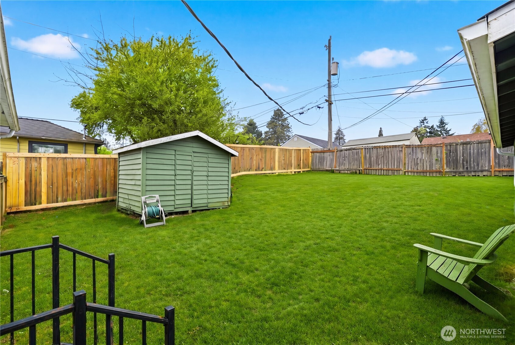 9831 33rd Avenue SW, Seattle, WA 98126