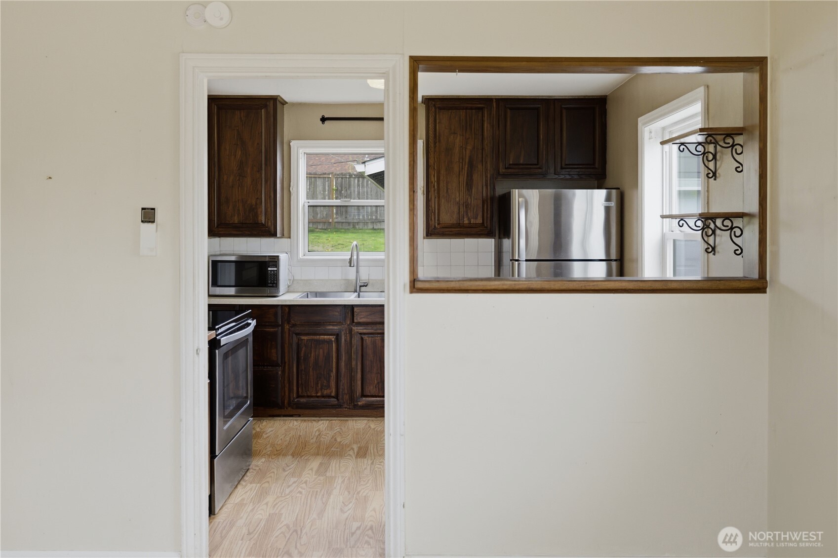9831 33rd Avenue SW, Seattle, WA 98126