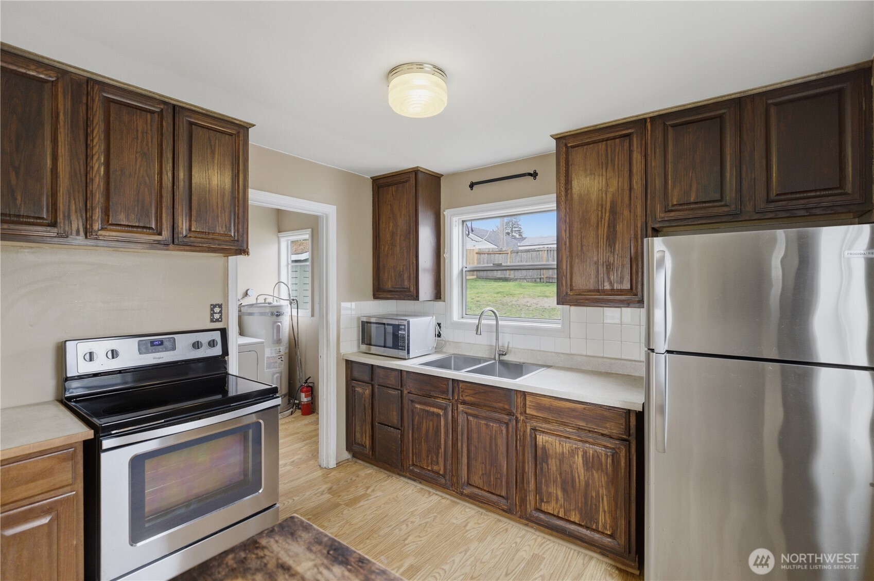 9831 33rd Avenue SW, Seattle, WA 98126
