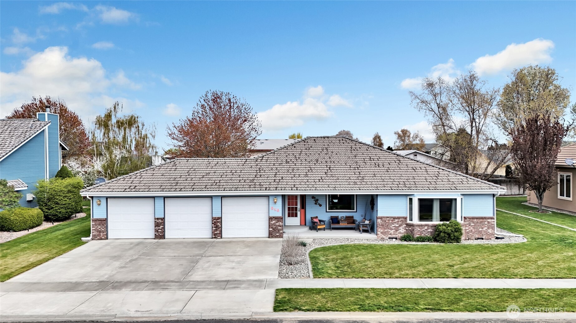 216 E Tanglewood Drive , Moses Lake, WA 98837