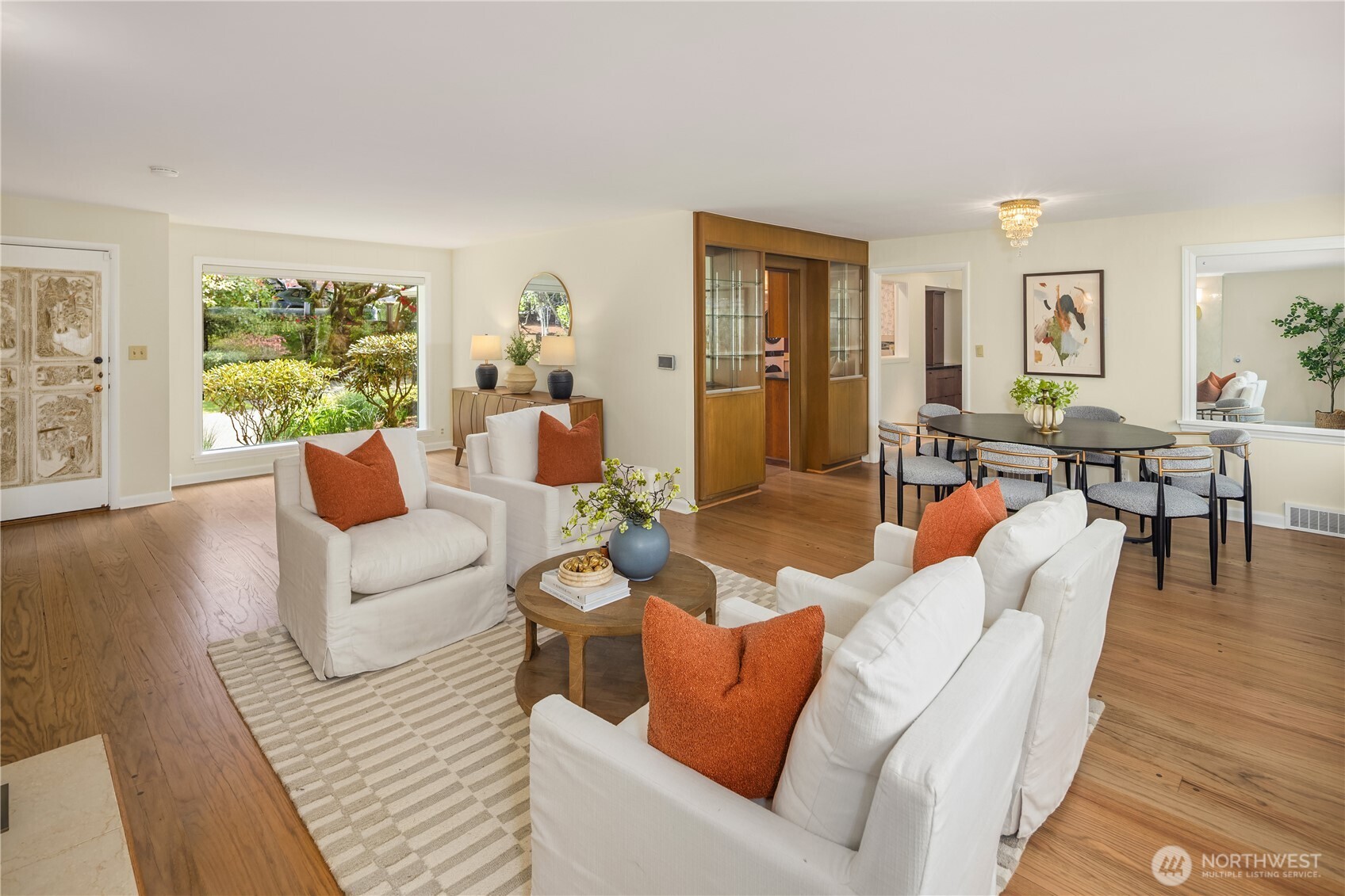 3409 Magnolia Blvd W , Seattle, WA 98199