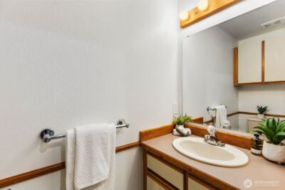8017 NE 177th Court #504, Kenmore, WA 98028 - Photo 9