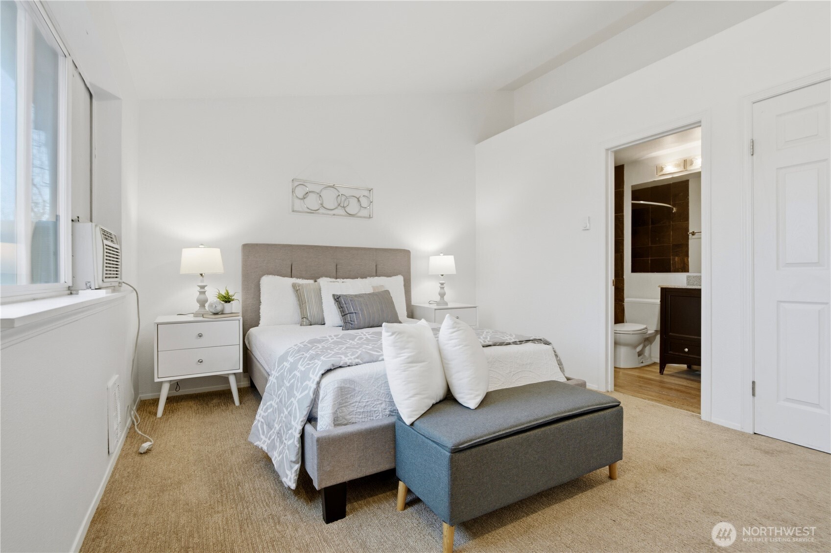 833 SW Sunset Boulevard #J-51, Renton, WA 98057