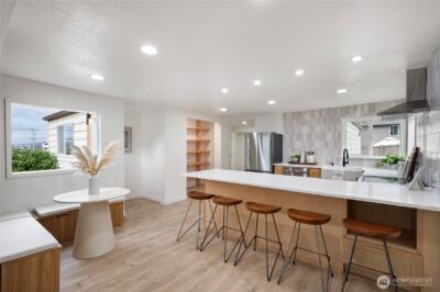 1406 Shattuck Avenue S, Renton, WA 98055 - Photo 4