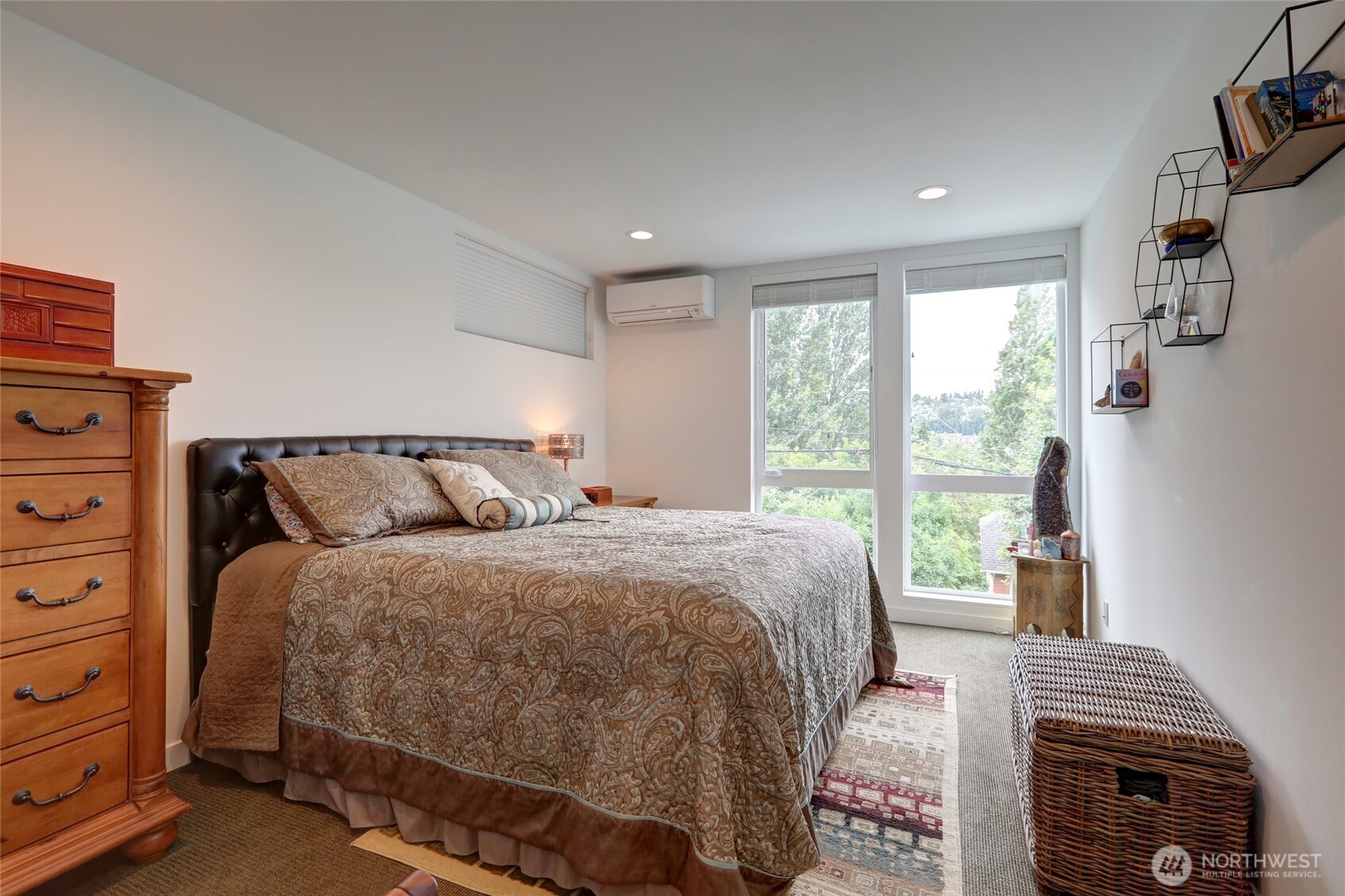 3854 22nd Avenue SW, Seattle, WA 98106