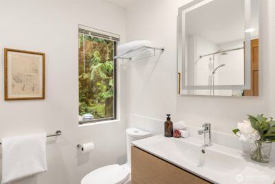 8151 NE Hidden Cove Road , Bainbridge Island, WA 98110 - Photo 25