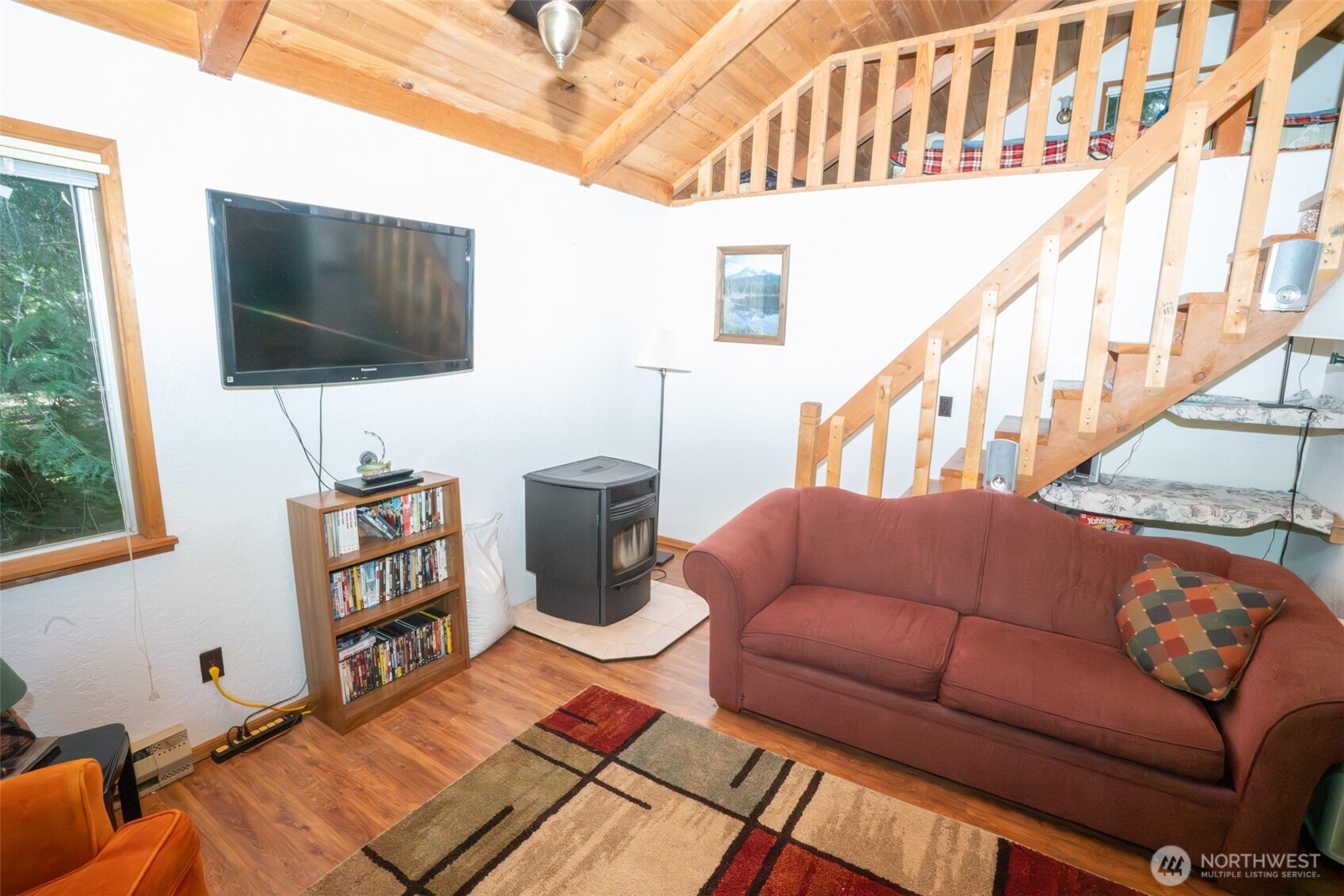 61 N Hamma Hamma Drive W, Hoodsport, WA 98548