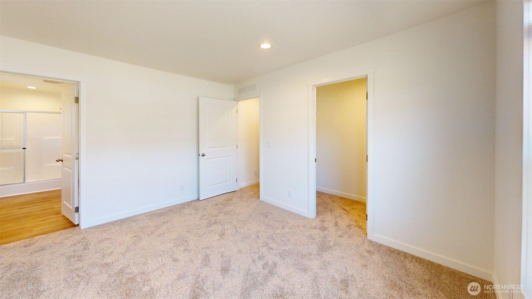 6 Nomak , Omak, WA 98841