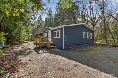 876 SW Taft Boulevard , Port Orchard, WA 98367