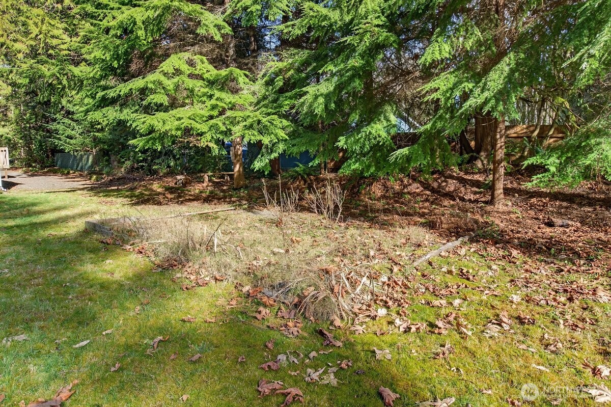876 SW Taft Boulevard , Port Orchard, WA 98367