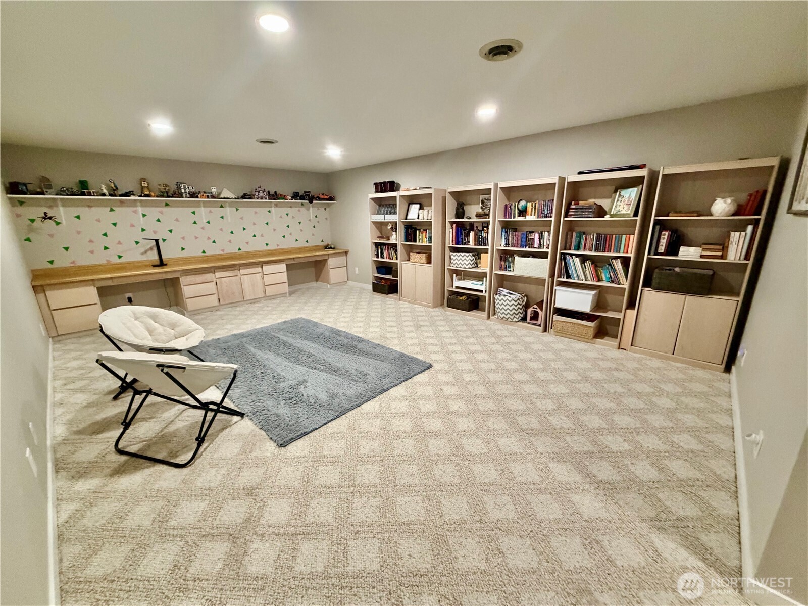 621 W Division Avenue , Ephrata, WA 98823