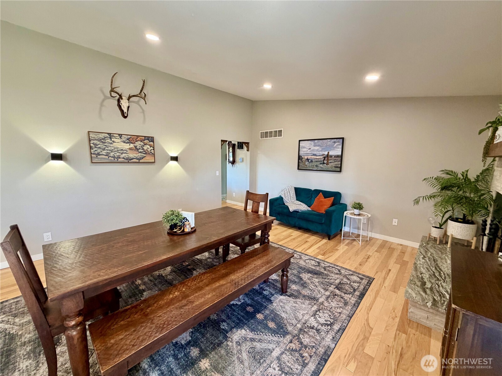 621 W Division Avenue , Ephrata, WA 98823