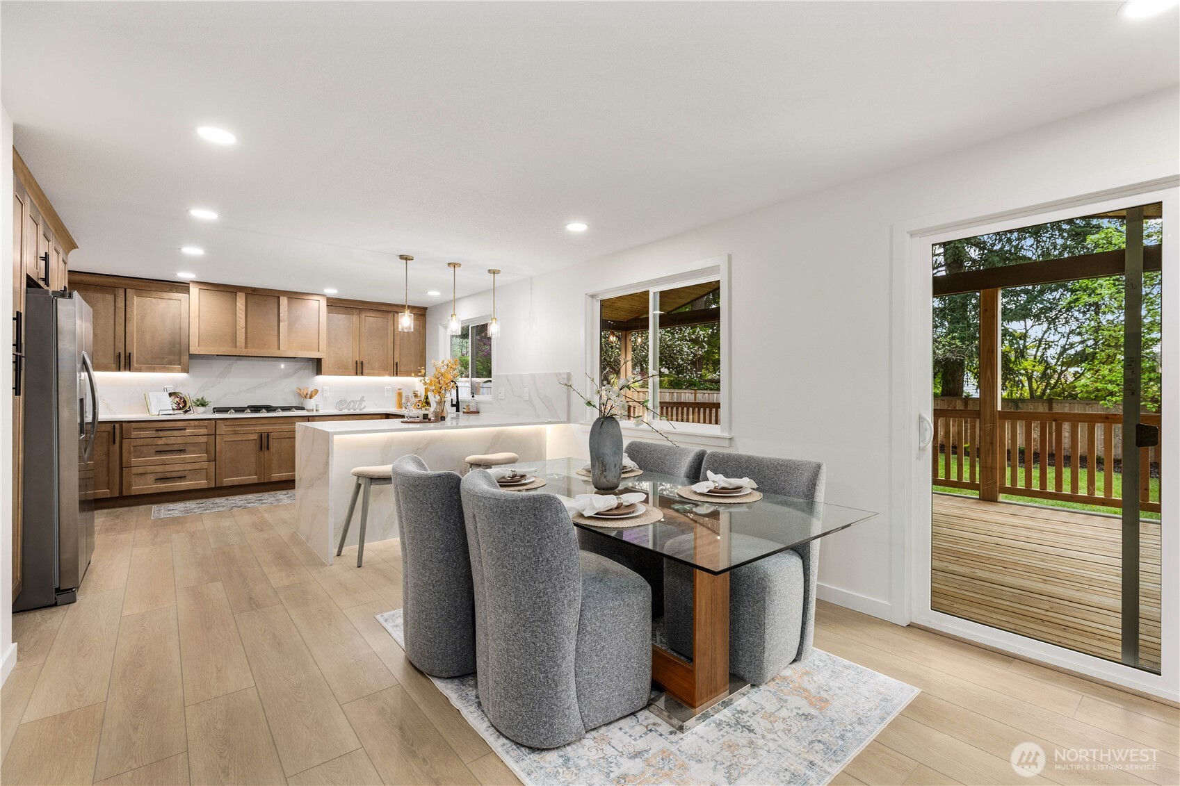 13820 60th Avenue W, Edmonds, WA 98026