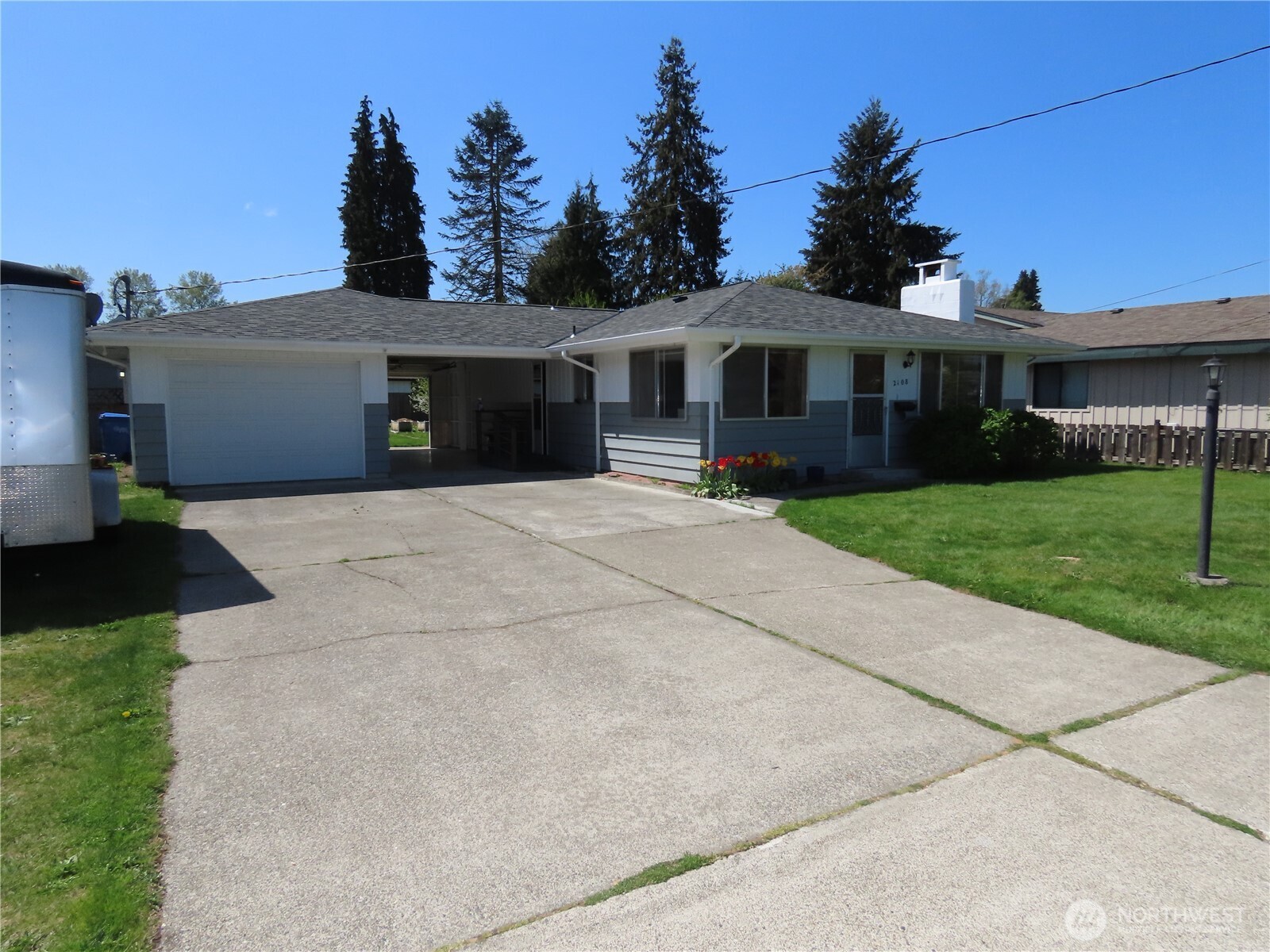 2108 Tacoma Road E, Puyallup, WA 98371