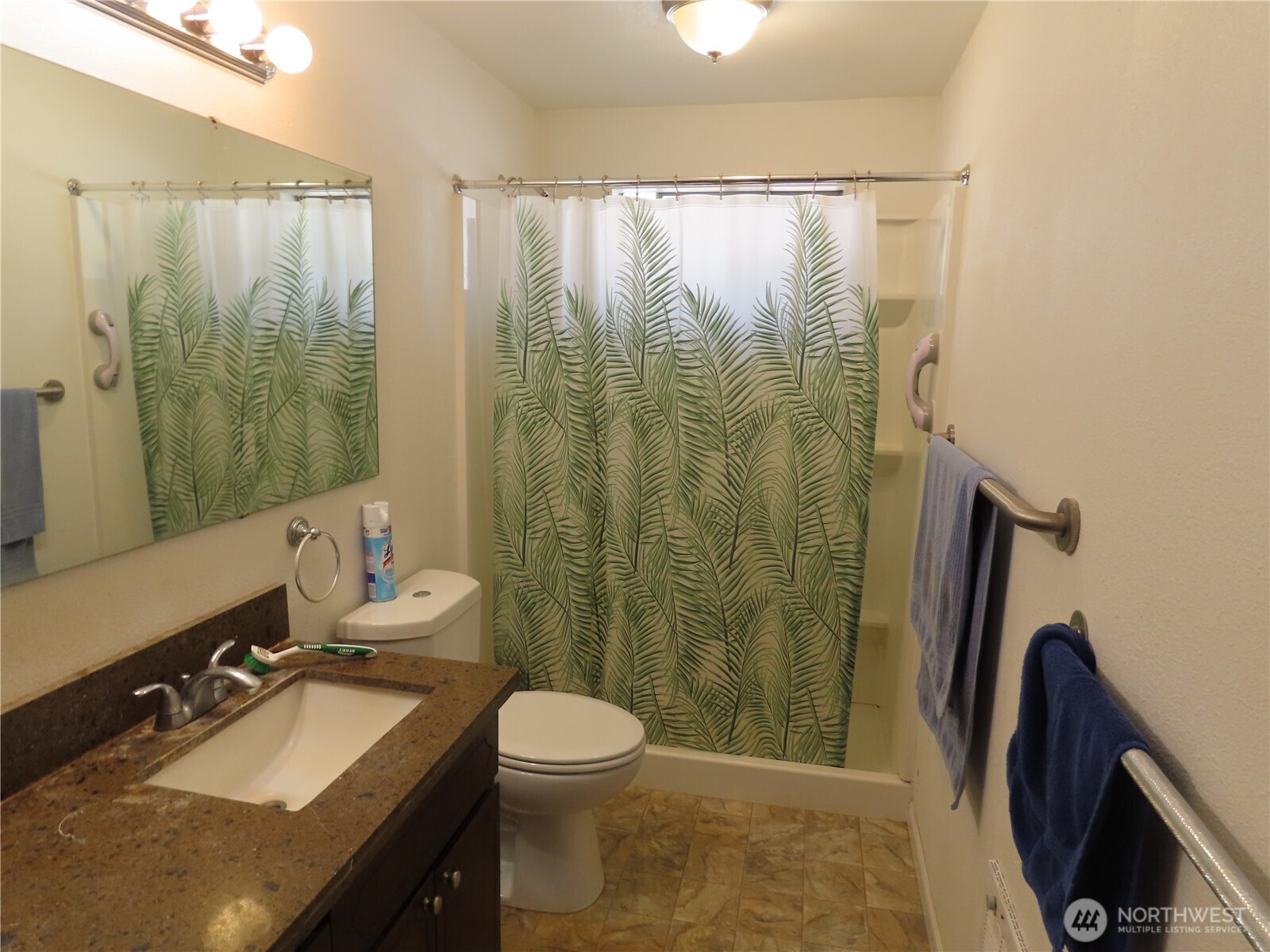 2108 Tacoma Road E, Puyallup, WA 98371