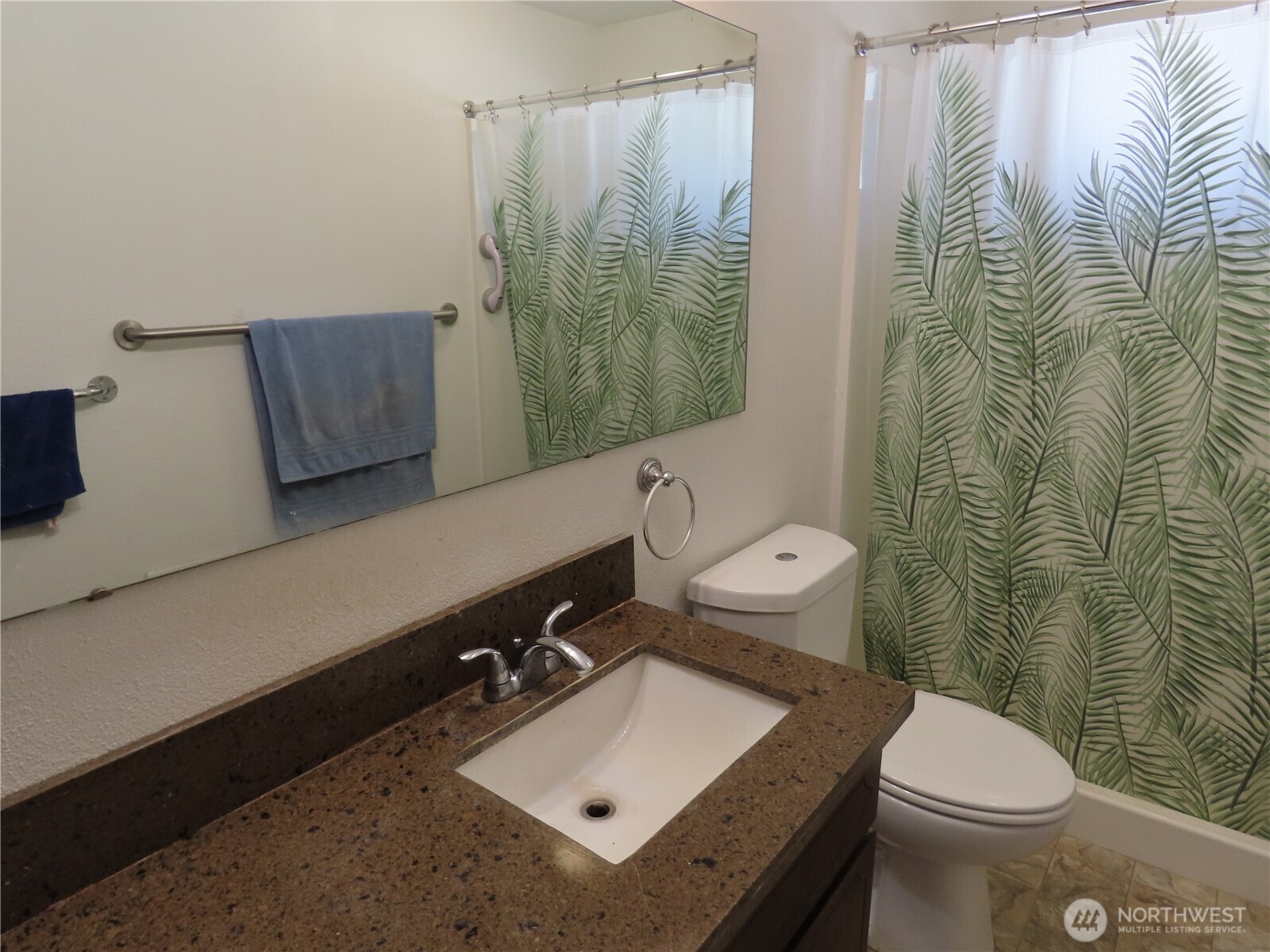 2108 Tacoma Road E, Puyallup, WA 98371