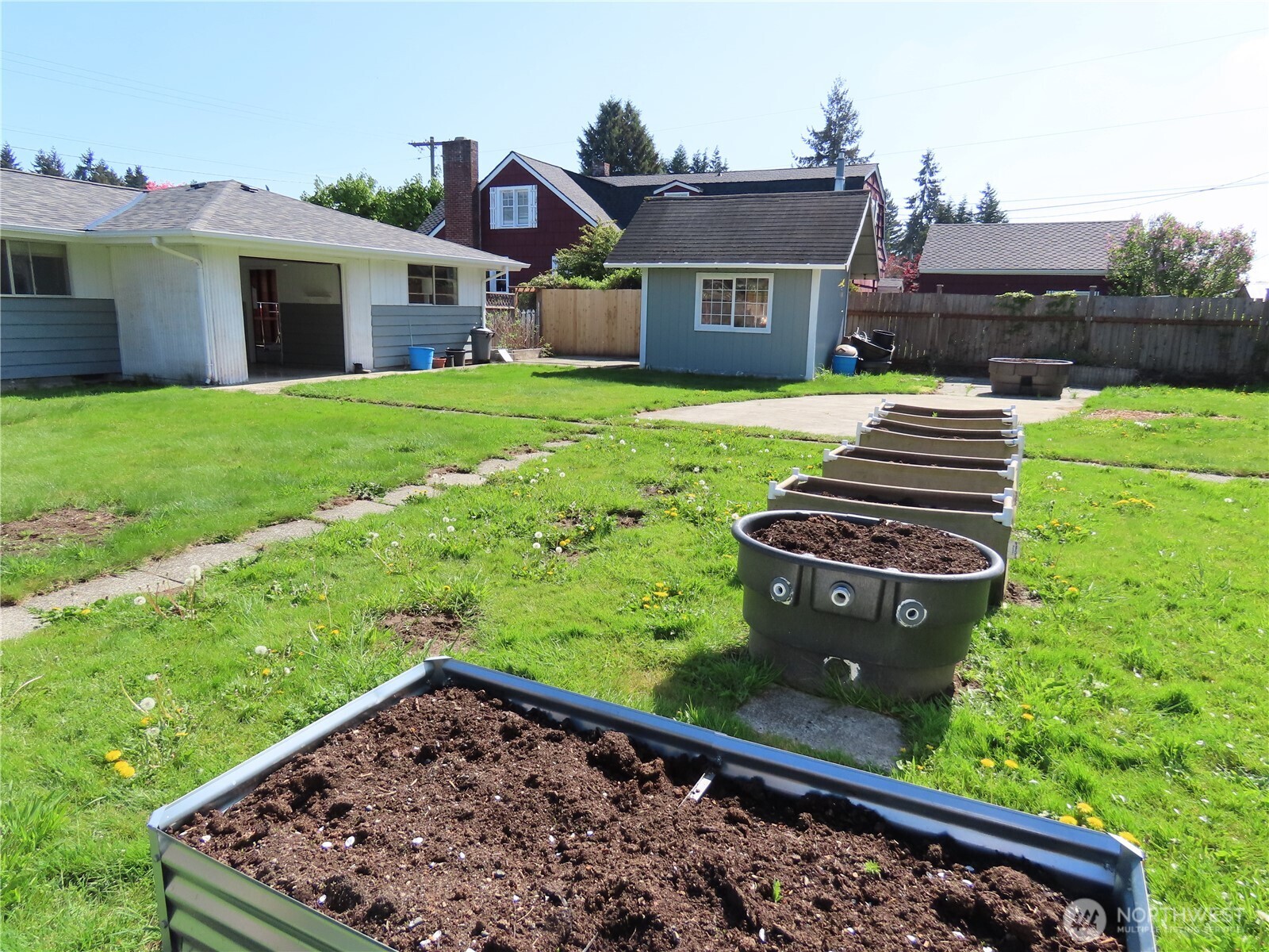 2108 Tacoma Road E, Puyallup, WA 98371