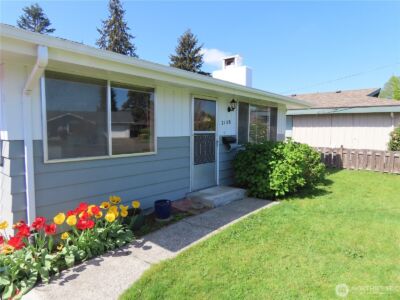 2108 Tacoma Road E, Puyallup, WA 98371 - Photo 3