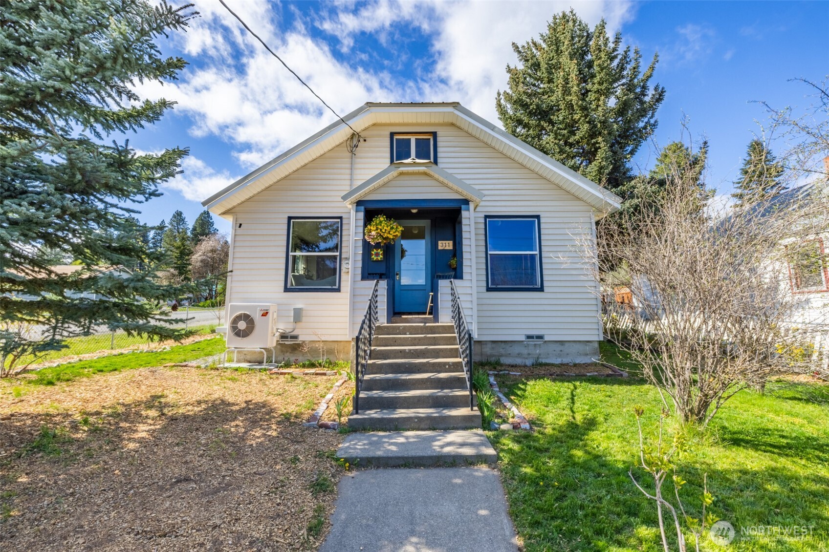 311 W Nevada Avenue , Roslyn, WA 98941