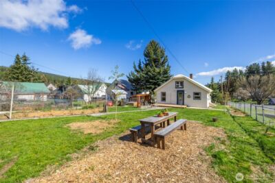 311 W Nevada Avenue , Roslyn, WA 98941 - Photo 29