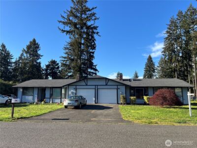 1521 1523 151st Street Ct S, Spanaway, WA 98387-8827