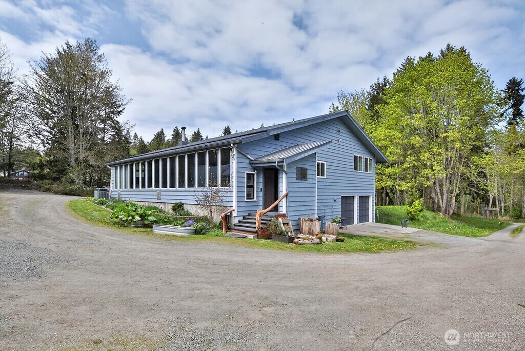 91 W Goforth Road , Sequim, WA 98382