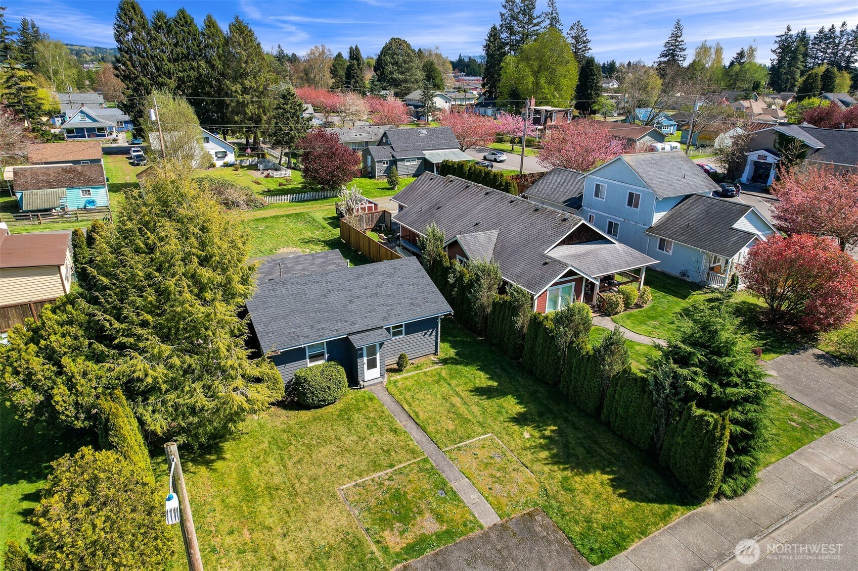 1056 Harrison Avenue , Blaine, WA 98230