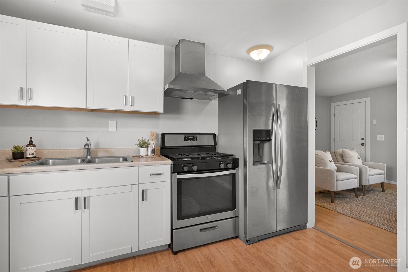 1056 Harrison Avenue , Blaine, WA 98230