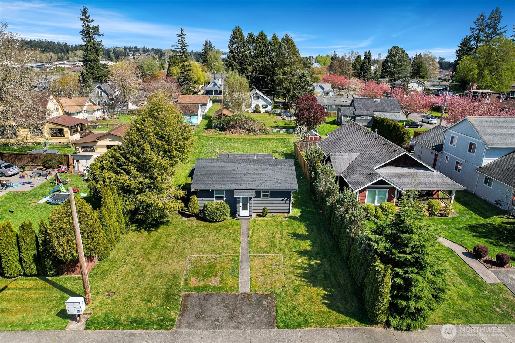 1056 Harrison Avenue , Blaine, WA 98230