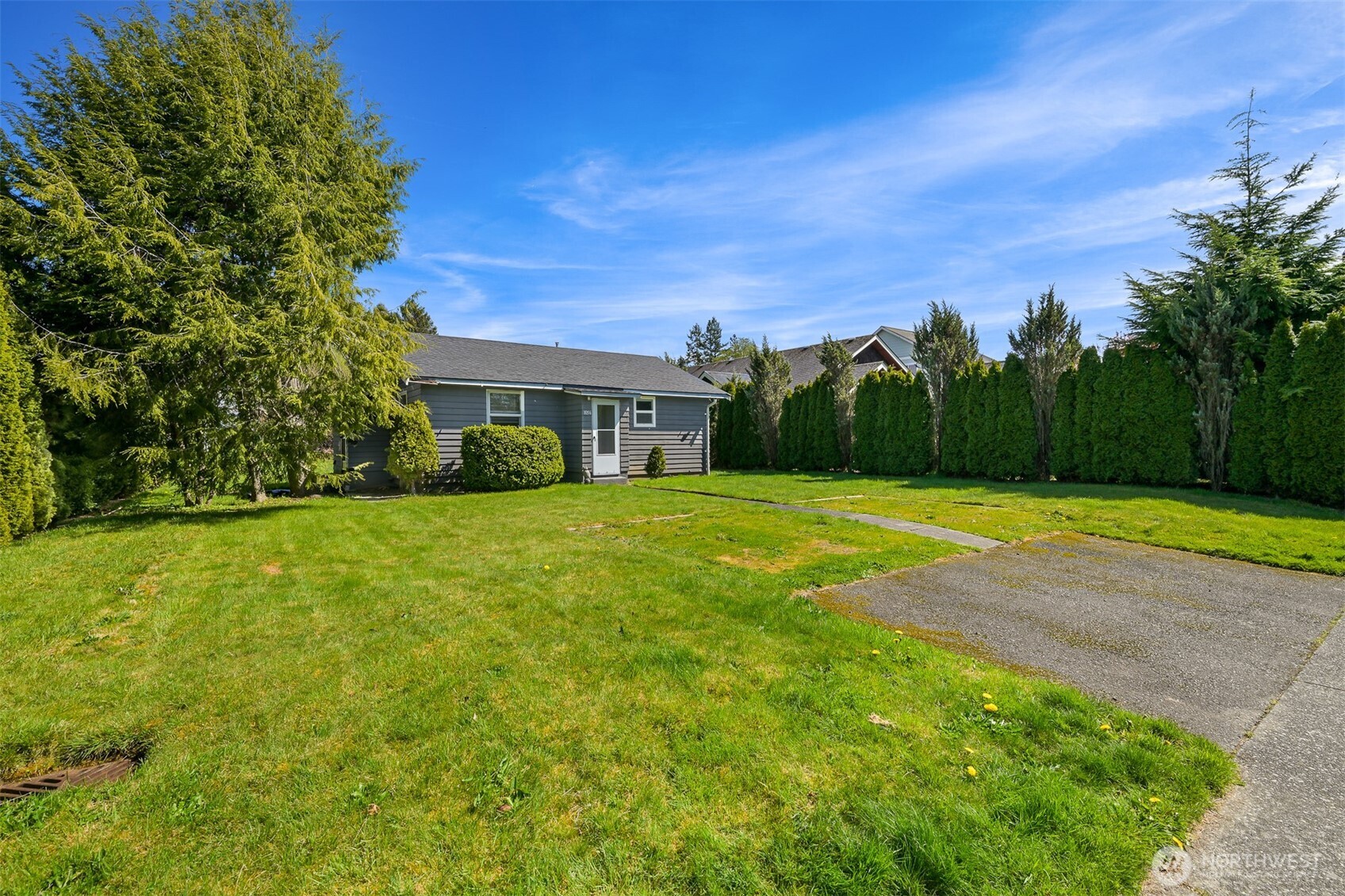 1056 Harrison Avenue , Blaine, WA 98230