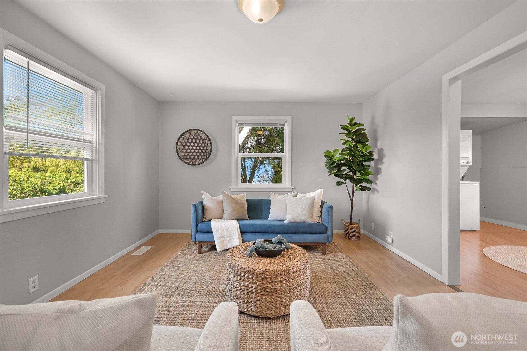 1056 Harrison Avenue , Blaine, WA 98230