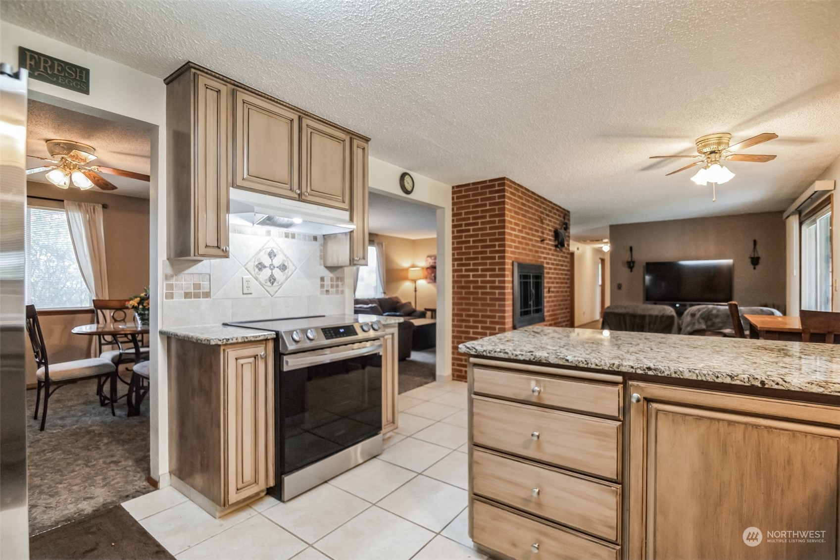 2515 176th Street E, Tacoma, WA 98445