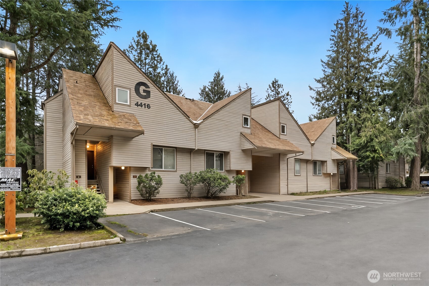 4416 145th Avenue NE #G1, Bellevue, WA 98007